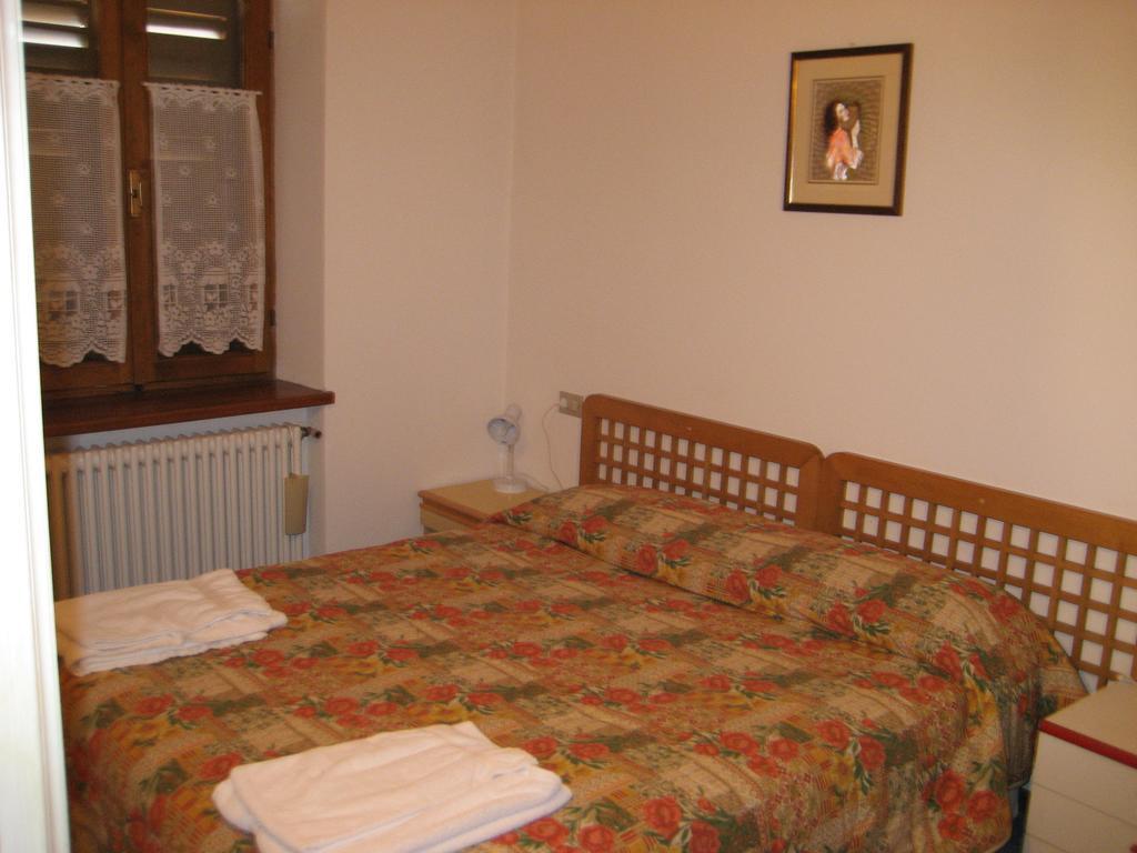 Casa Martini Apartment Mezzana  Bagian luar foto